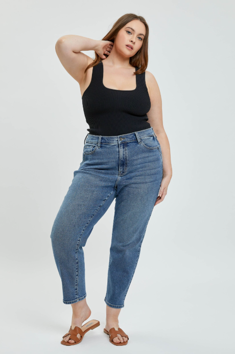 Eva Curvy High Rise Mom Jean